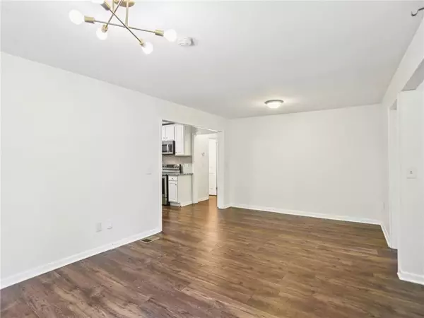 Atlanta, GA 30331,1918 W Kimberly RD SW