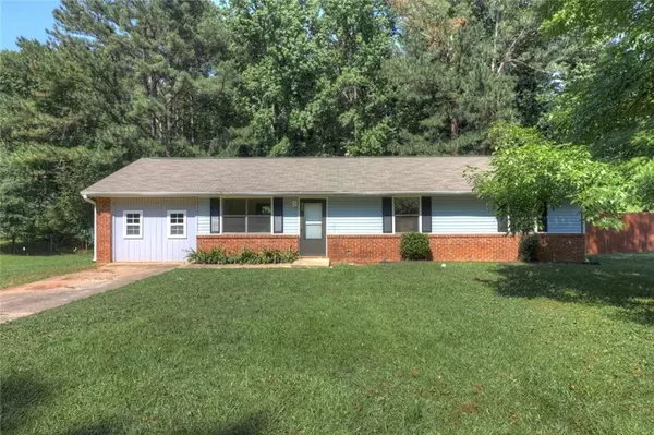 198 Meadowlark LN, Jonesboro, GA 30236