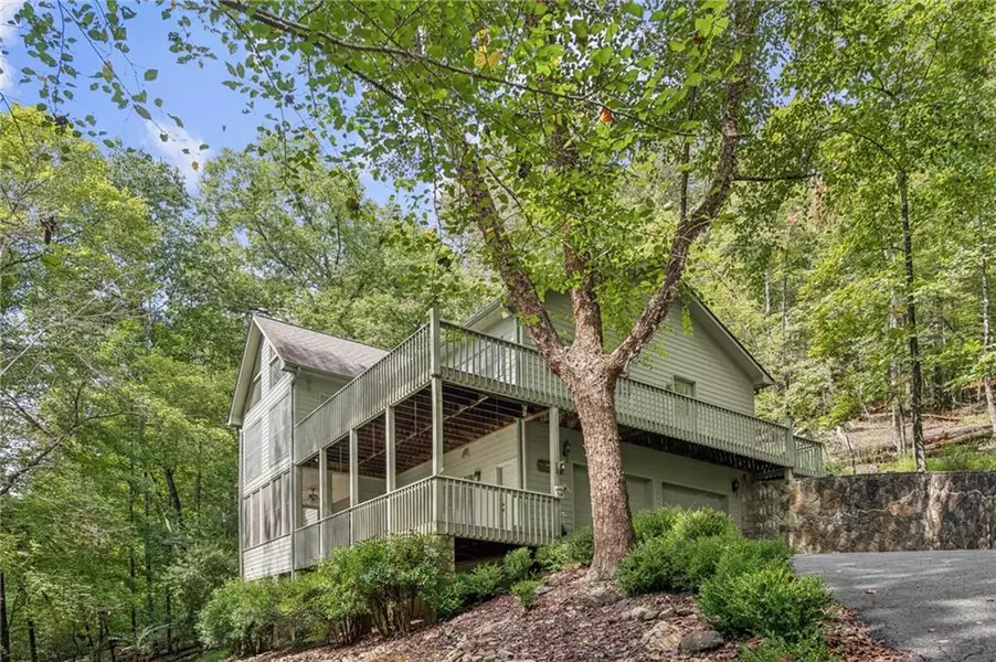 916 Sautee TRL, Sautee Nacoochee, GA 30571