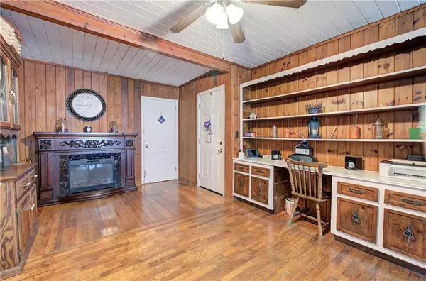 Adairsville, GA 30103,129 Cherry ST