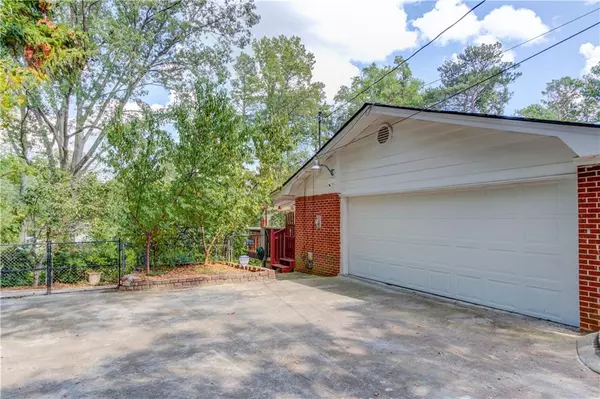 Conyers, GA 30012,1349 Springwood DR NW