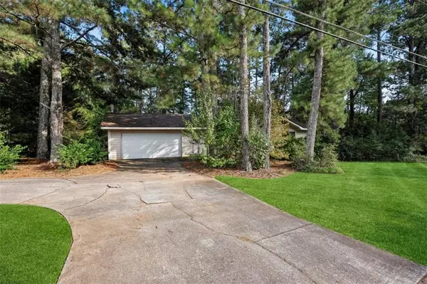 Conyers, GA 30094,4740 Hull RD