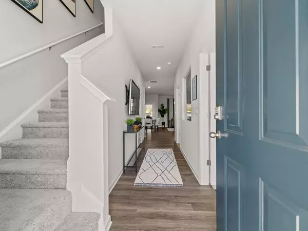 Atlanta, GA 30336,5948 Skylar Drive DR #45