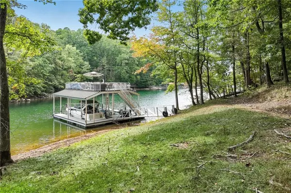 5993 Overby RD, Flowery Branch, GA 30542
