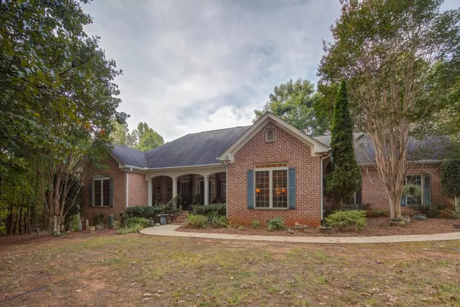 1170 Calhoun RD, Dahlonega, GA 30533