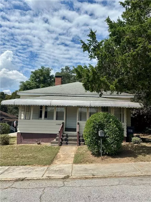 1 Birch ST, Porterdale, GA 30014