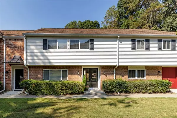 7090 Stonington DR NE, Atlanta, GA 30328