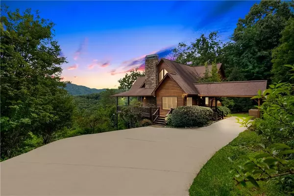676 Deer Crest Overlook, Blue Ridge, GA 30513