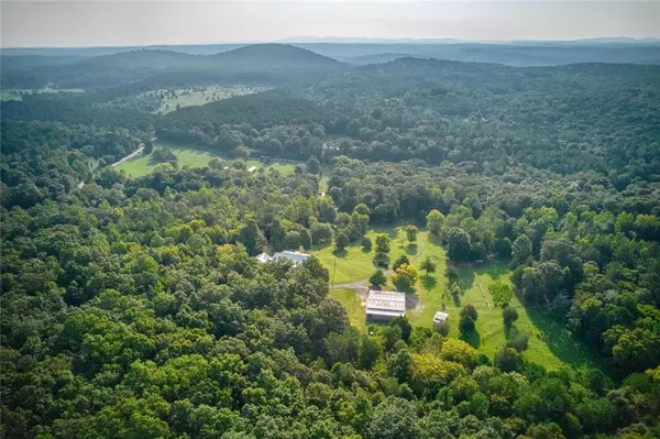 195 Connesena RD, Kingston, GA 30145