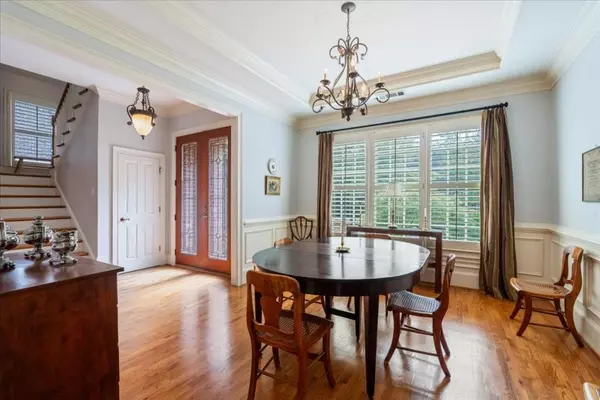 Decatur, GA 30033,932 Manor Parc DR