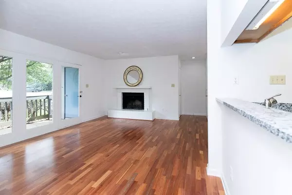 Decatur, GA 30033,907 Tuxworth CIR