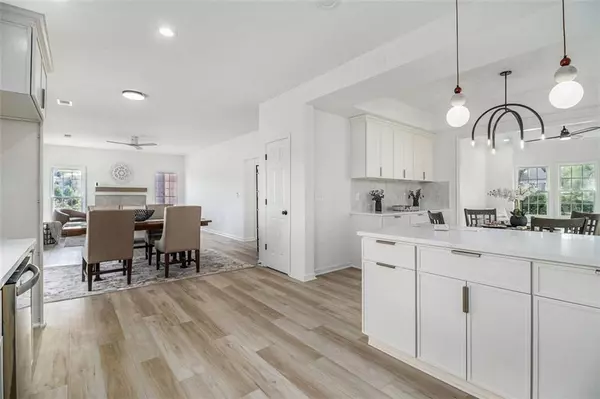 Stone Mountain, GA 30087,690 GATEWAY CT