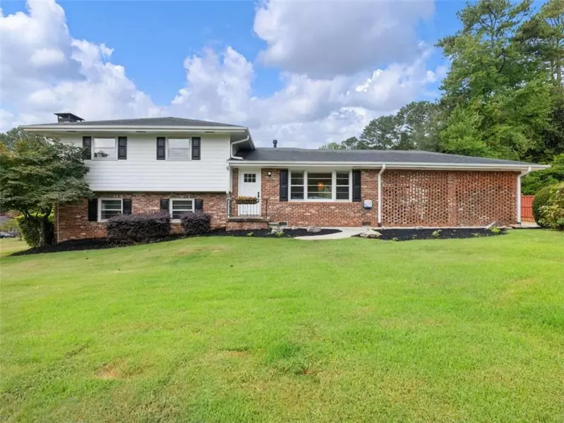 1926 Brocken WAY, Tucker, GA 30084