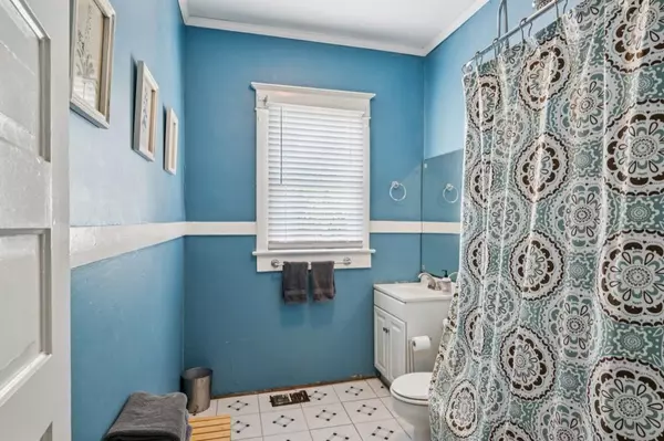 Decatur, GA 30030,119 N Candler ST