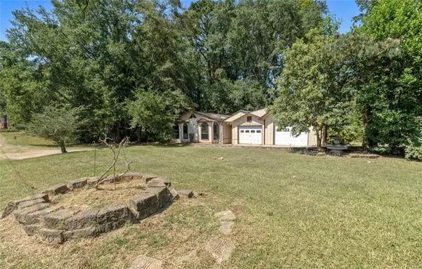 Woodbury, GA 30293,64 Ruby DR
