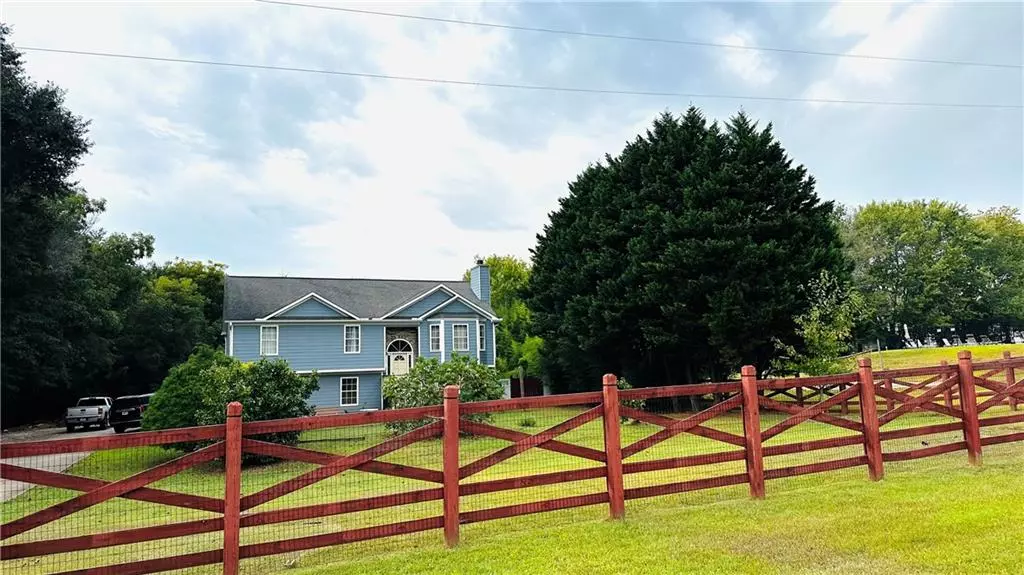 Flowery Branch, GA 30542,6075 Lights Ferry RD