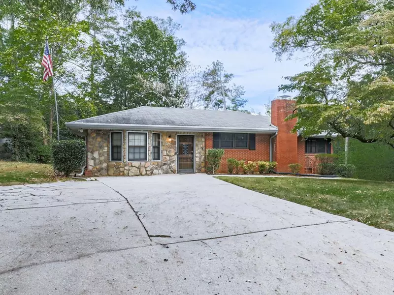 5480 Burgess DR SW, Mableton, GA 30126