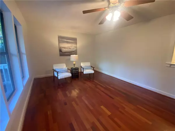 Canton, GA 30115,181 Shady LN