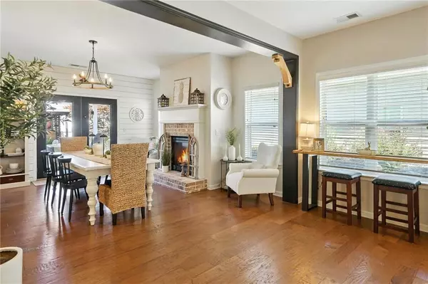 Canton, GA 30115,205 S Village SQ