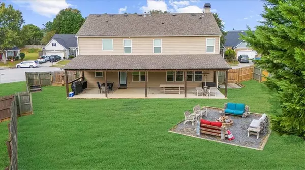 Braselton, GA 30517,1208 Loowit Falls CT