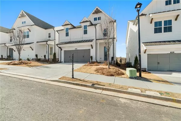 Cumming, GA 30040,609 Skytop DR