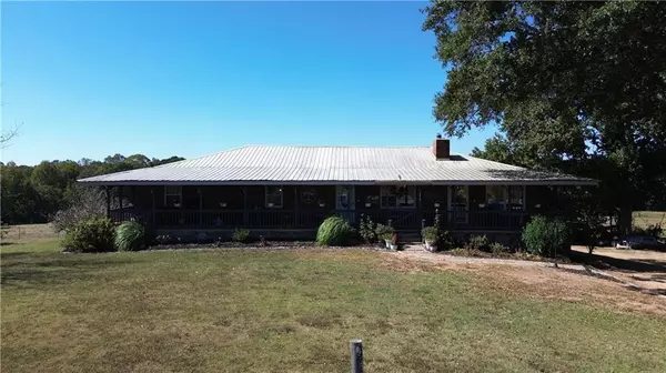 876 Simpson Mill RD, Locust Grove, GA 30248