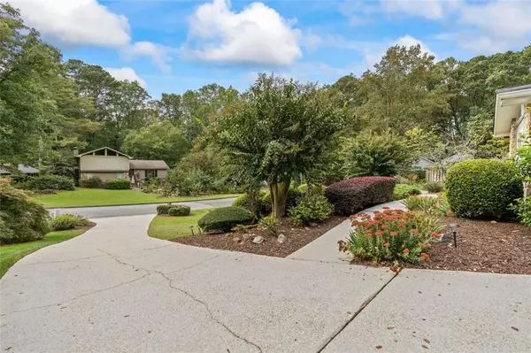 Tucker, GA 30084,4110 OAK CREST DR
