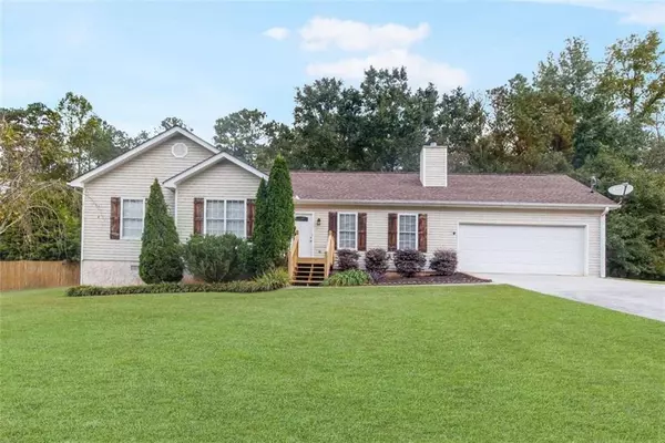 251 Eagle Watch DR, Carrollton, GA 30117