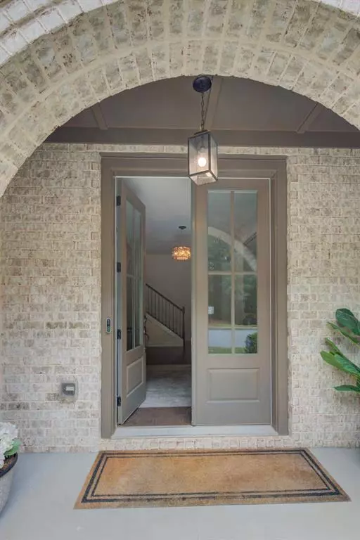Atlanta, GA 30339,3733 Allegretto CIR