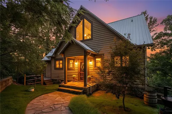 1432 Walnut RDG, Ellijay, GA 30536