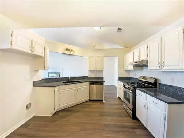 Jonesboro, GA 30238,810 River Valley DR