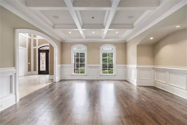 Roswell, GA 30075,5005 Heatherwood CT