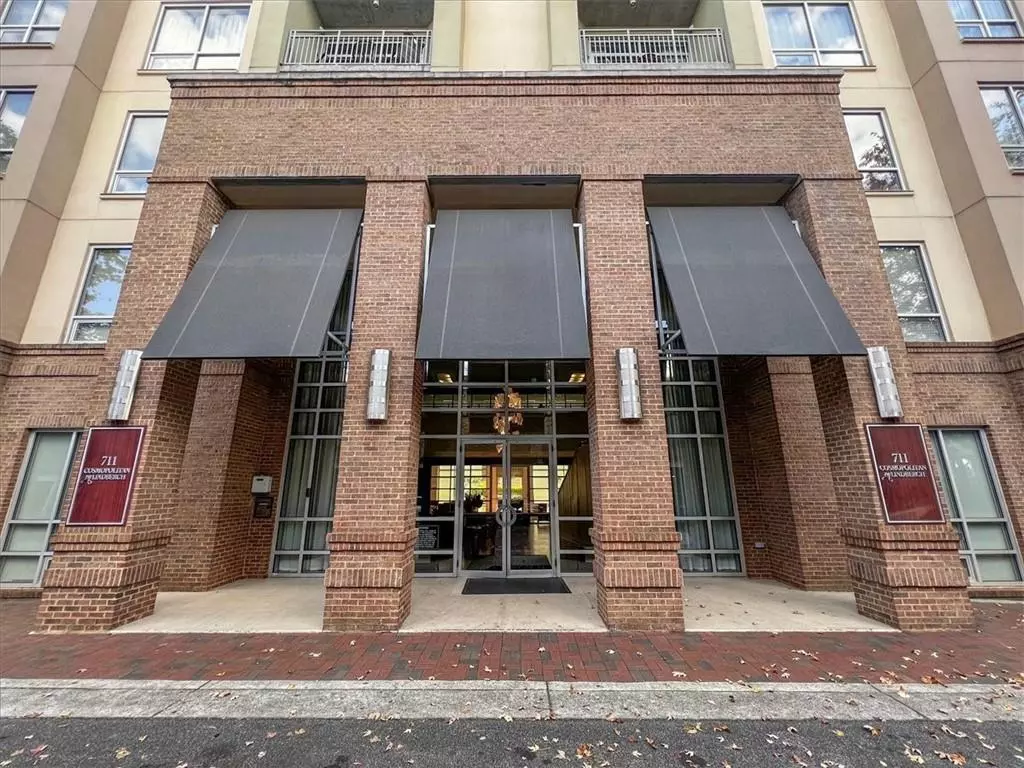 Atlanta, GA 30324,711 Cosmopolitan DR NE #435