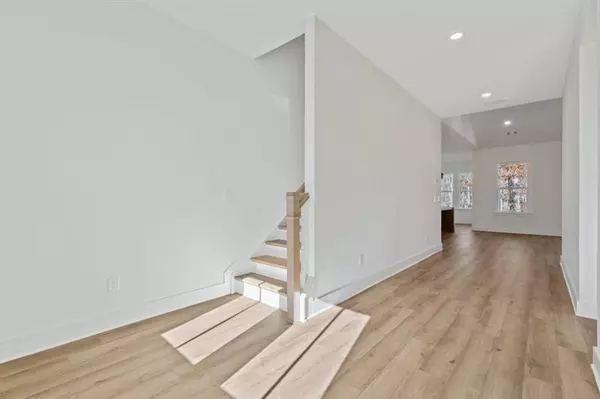 Gainesville, GA 30506,8340 Creekside Overlook DR