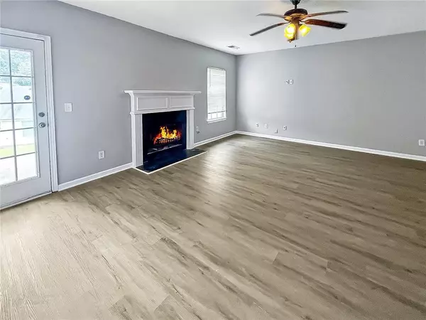 Rex, GA 30273,6256 Village Trce