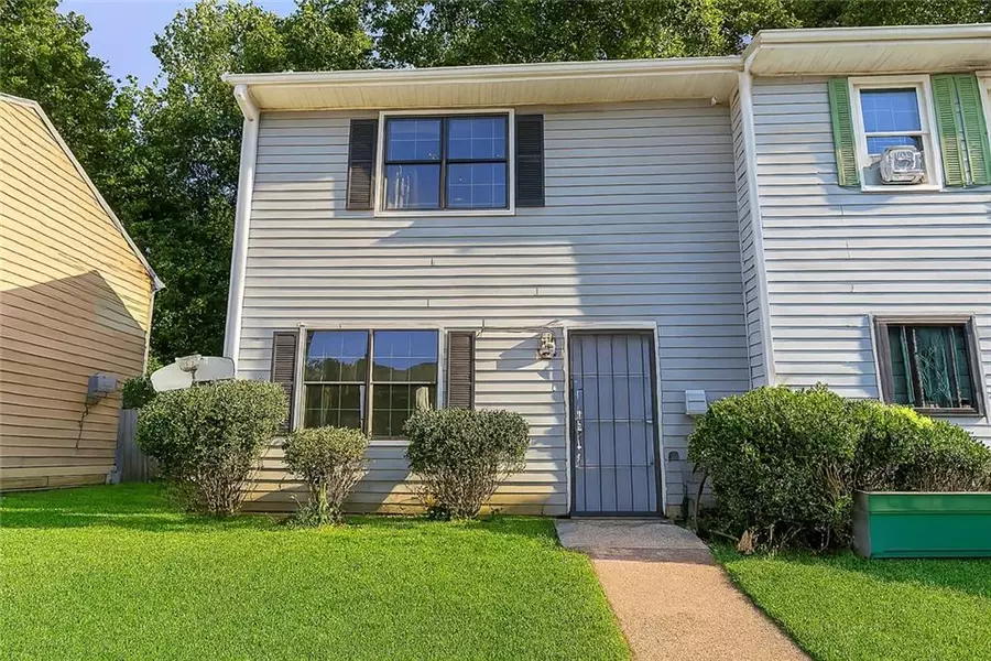 7000 Oakhill Cir, Austell, GA 30168