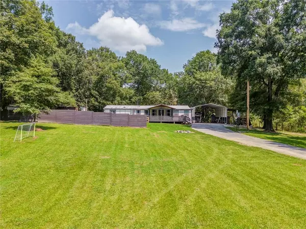 Resaca, GA 30735,135 Little Creek LN