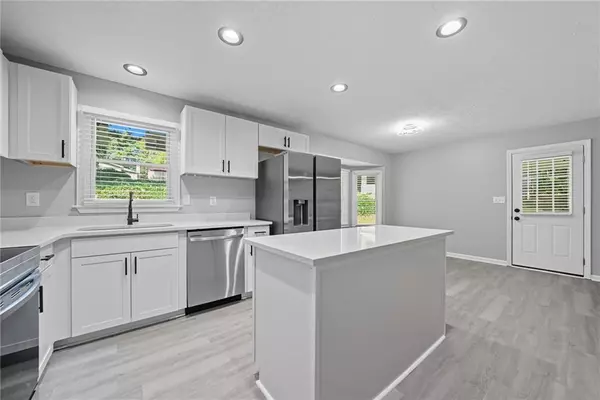 Dacula, GA 30019,3198 Booths CT