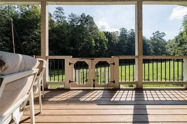 Mineral Bluff, GA 30559,149 Spring street