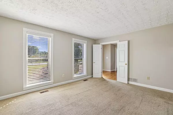 Atlanta, GA 30338,4972 Vermack RD