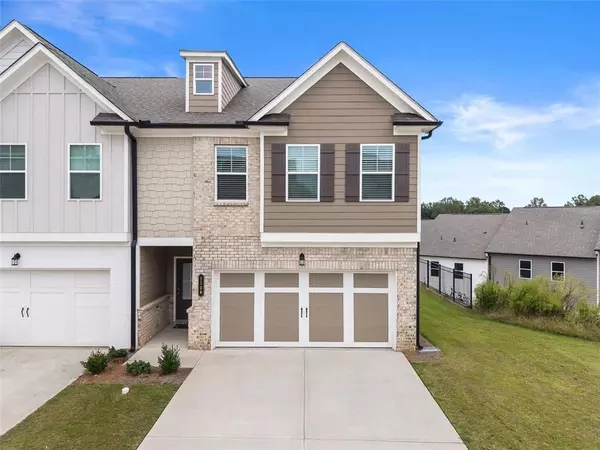 5308 FOX HILL LN, Oakwood, GA 30566