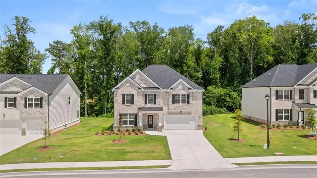 260 Sandy Oak DR, Loganville, GA 30052