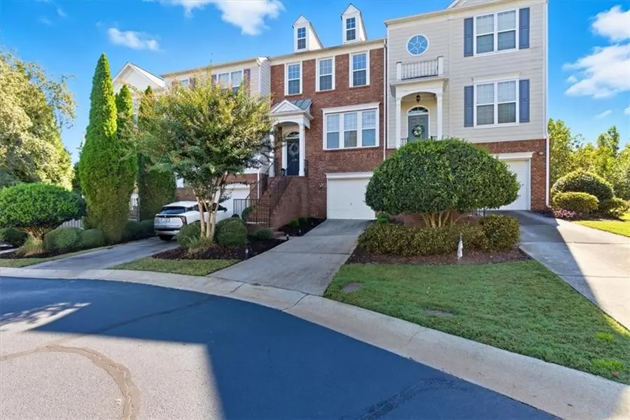 205 Balaban CIR, Woodstock, GA 30188