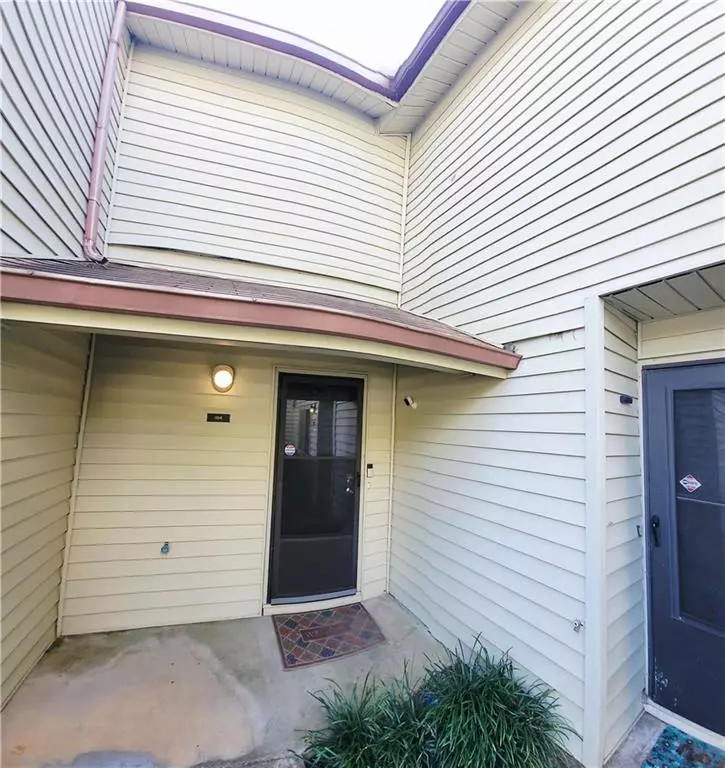 Lawrenceville, GA 30044,1014 Country CT