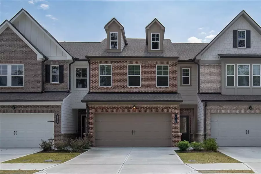 2425 Livi LN, Buford, GA 30519