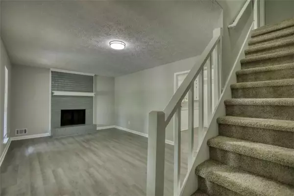 Riverdale, GA 30296,6542 River Glen DR