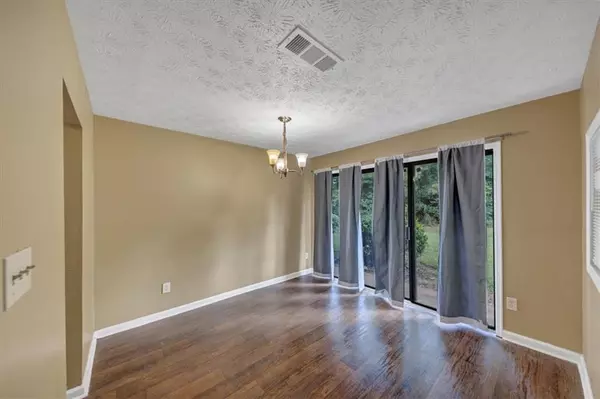 Decatur, GA 30034,3575 Oakvale RD #302