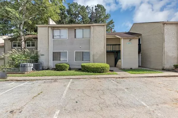 Decatur, GA 30034,3575 Oakvale RD #302