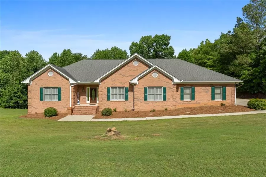 604 Clearwater CT, Mcdonough, GA 30252