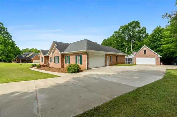 Mcdonough, GA 30252,604 Clearwater CT